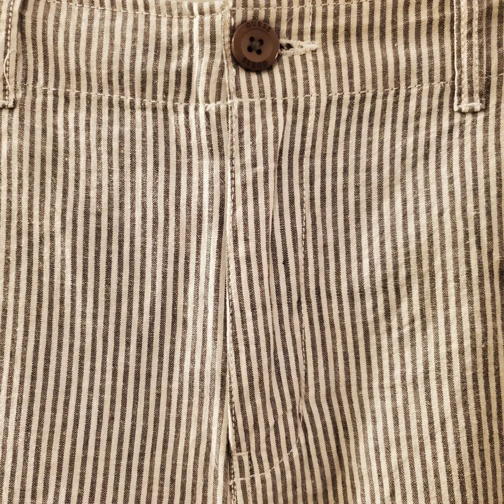 Guess men size